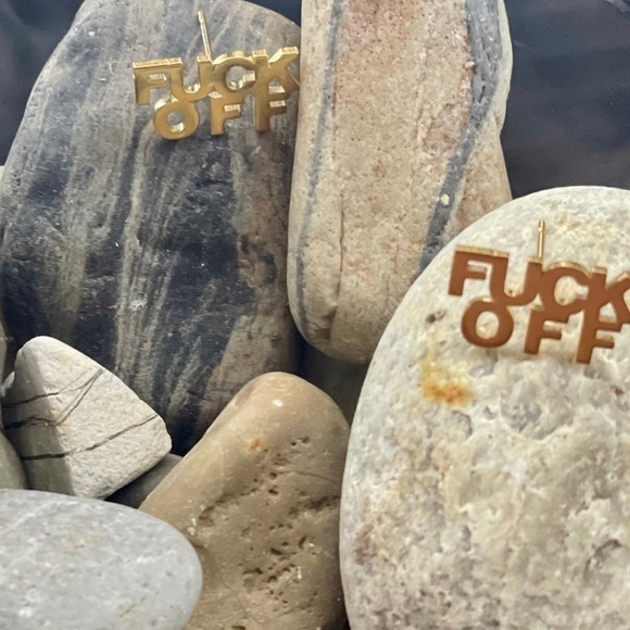 NEW 18K Gold Plated “F*ck Off” Post Stud Earrings Over 316L Stainless Steel - Picture 4 of 6